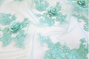 Tul Bordado Rosas Relieve...