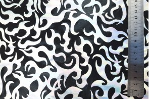 Lame Estampado Llamas Negro 2