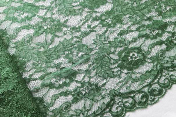 Chantilly Cia Verde Oscuro - Retal 70cm